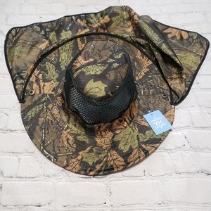 Green-tan  Camouflage men's sun hat.
